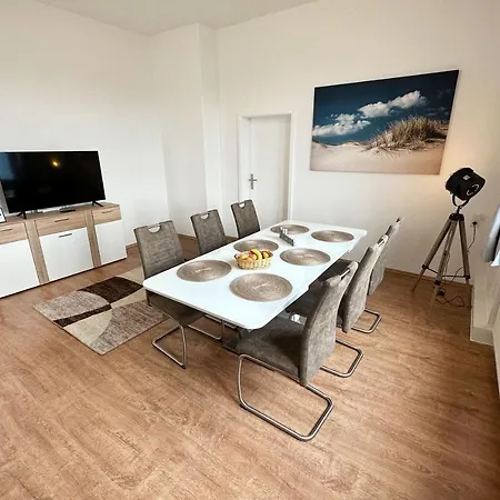 Apartamento In Lollar